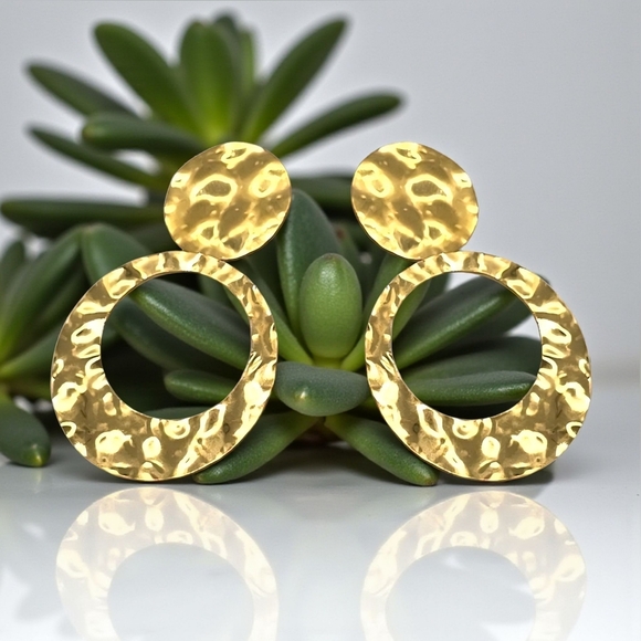 🆕 Hammered Gold Disc Trendy Statement Earrings | 18K Plated Stainless Steel - Picture 1 of 8